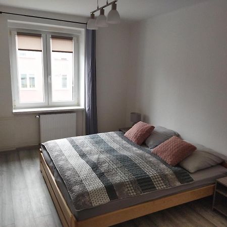 Ferienwohnung Novy 2Pokojovy Byt V Podhuri Jeseniku Bridlicna Exterior foto